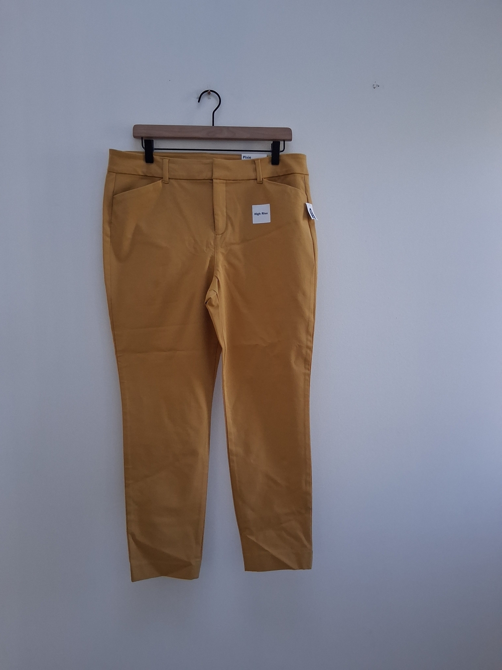 Old Navy Women's Pixie High Rise Pants in Mustard Yellow Size 14 Workwear Career